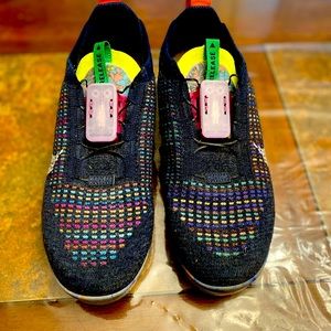 Nike Size 8 Sneakers Never Worn